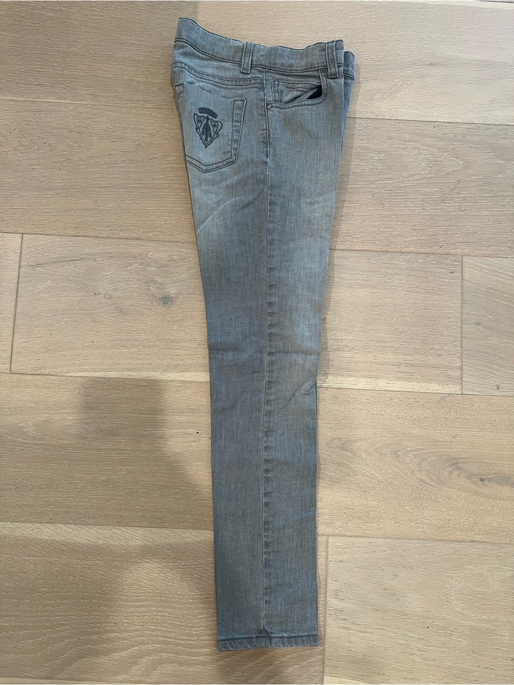 Gucci Gray Skinny Jeans with Back Pocket Embroidery